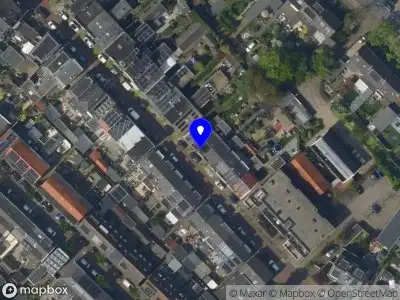 met Finnes, Samantha Wilhelm