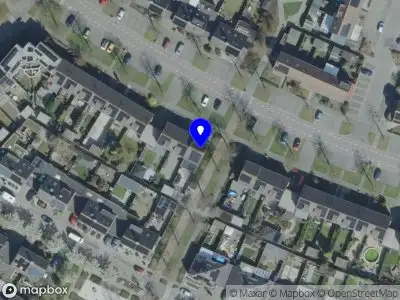 Mirna’s Nails & Make-up