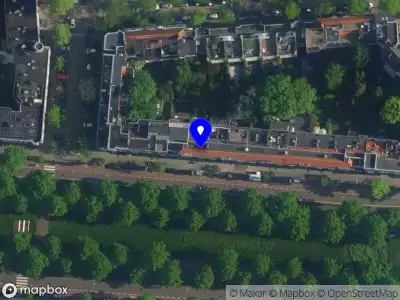 Daniëlle Van Leeuwen Service Met Een Lach Amsterdam