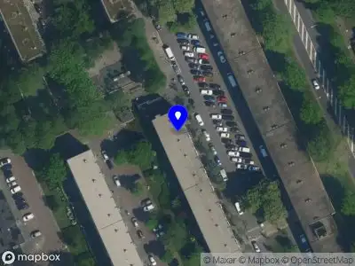 Isabel takes care Amsterdam