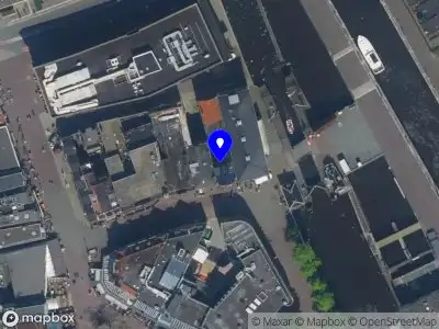 Alectrona the Drag Queen