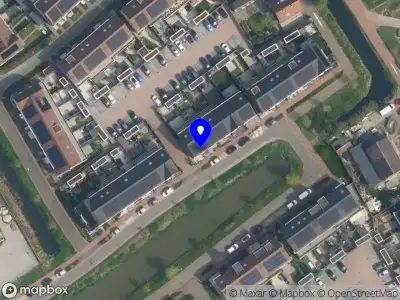 Nieuw bedrijf R. Warnaar Holding B.V.