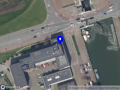 Mariska van den Berg Empire