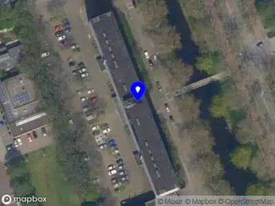 Amber & Jane's Beauty Den