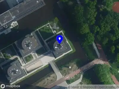 W. Sharaf h.o.d.n. Avance Amsterdam