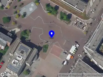 Nieuw bedrijf Stichting 100 voor de Bieb