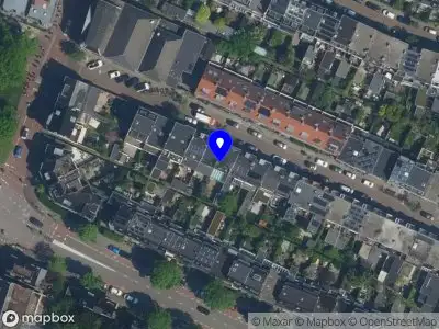 VVE Badhuisstraat 8 zwart en rood te Haarlem Haarlem