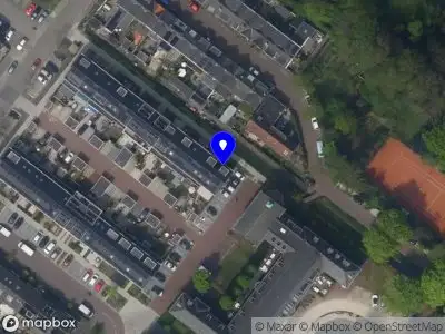 Mens in beeld beeldende therapie