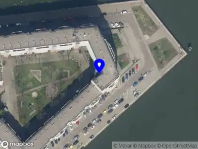 D. Hunter Holding B.V.