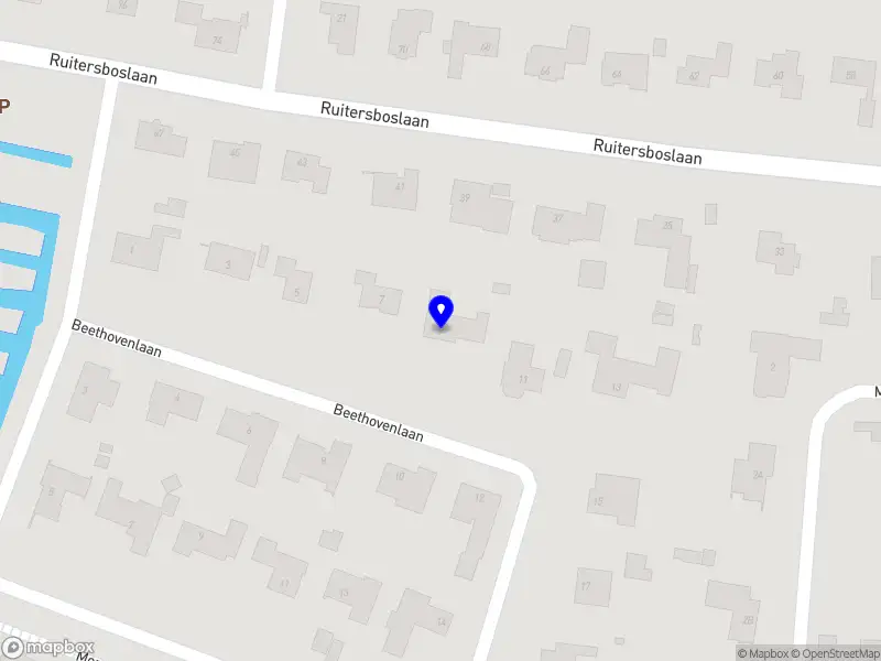 Strand 13 Holding B.V. Breda