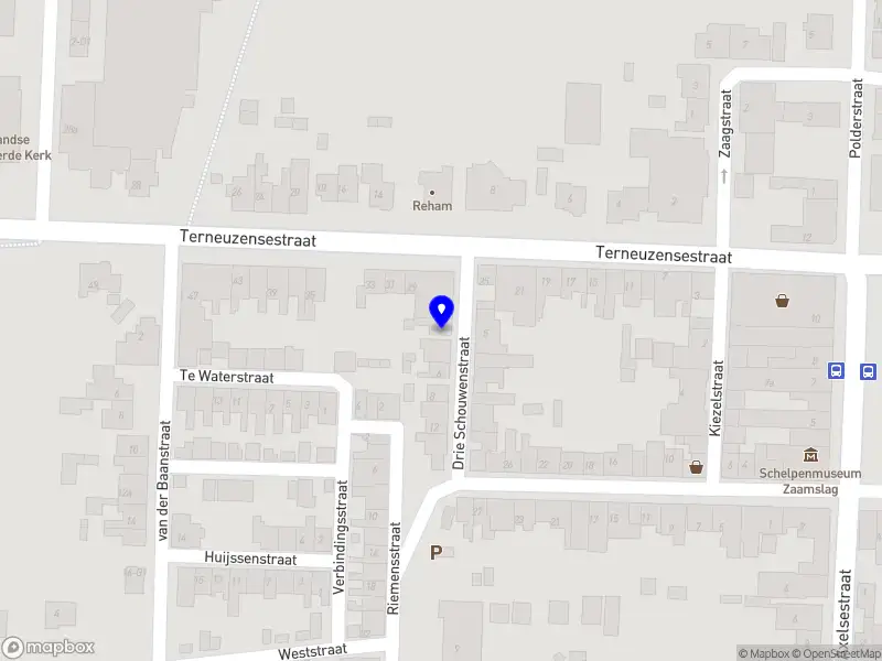 met Lien aan de riem