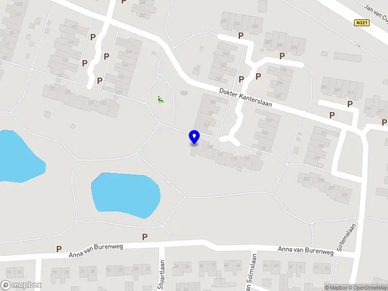 Verloskundige Luca Theunissen