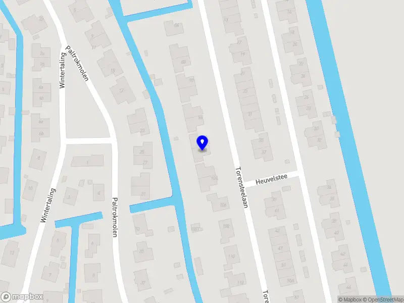 Charlotte geeft Yoga