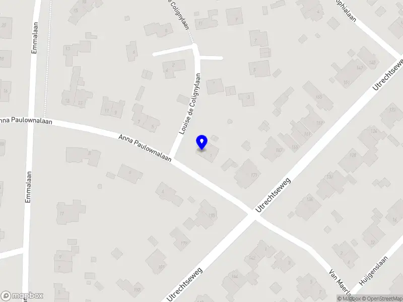 Erin McClary Editorial B.V.