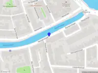 Vereniging van Eigenaars Flatgebouw Kampersingel 6 zwart en rood te Haarlem