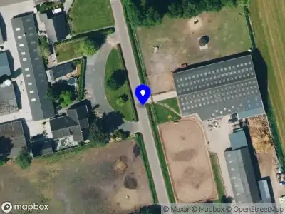 Toestemming voor het bouwen van een tuinhuis met overkapping aan Ermermarkeweg 4 te Veenoord