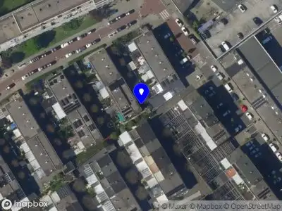 Bekendmaking Gemeente Den Haag - gereserveerde gehandicapten parkeerplaats - Lau Mazirellaan  nabij perceel 146