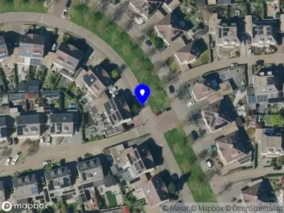 Gemeente Tiel - reserveren van 10 parkeerplaatsen voor het opladen van elektrische voertuigen  - aan Haaftenlaan 25, Wielewaallaan 81, G.J. Petersstraat 25, Kijkuit 29 en Betsy Perkstraat 36a te Tiel 