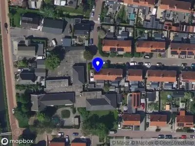 Gemeente Molenlanden - Wijzigen één algemene parkeerplaats in een gehandicaptenparkeerplaats op kenteken. - Oranjestraat, Schelluinen