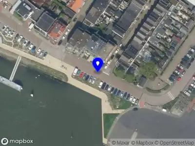Toestemming voor het uitbreiden en verbouwen van de woning aan Burg. V.d. Lelykade 1 te Maassluis