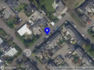 Aanvraag vergunning voor het restylen/verbouwen van de woning en het plaatsen van een carport naast de bestaande garage aan Zilverschoon 15 te Krimpen aan den IJssel