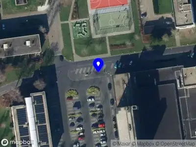 Aanvraag vergunning voor het vervangen van een dakinstallatie boven een winkelruimte aan Houtweg 151 te Emmen