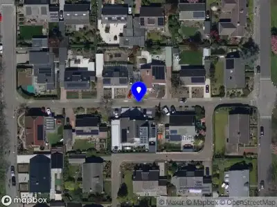 Toestemming voor het uitbreiden van de woning, Henegouwen 8 Steenbergen