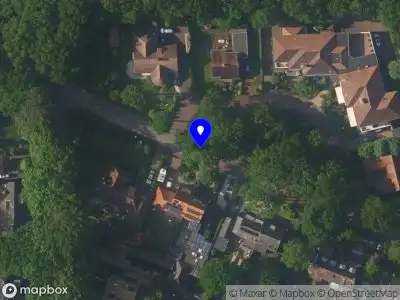 Gemeente Huizen - Z.391749 - het kappen van een eikenboom op het achtererf - Omgevingsvergunning - Duinweg 9