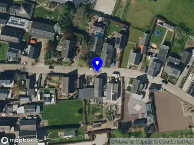 Aanvraag vergunning voor een wijziging op vergunning van de dakbedekking van riet naar pannen aan Poppelenburgerstraat 28 te Geldermalsen