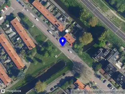 Toestemming voor het plaatsen van een hoogwerker en afvalcontainer voor het verwijderen van 1 boom op 28 januari 2025 tegenover Admiraal de Ruyterlaan 34 te Uithoorn