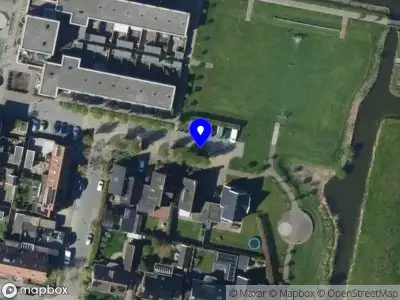 Ambulance met grote spoed naar de Groteblok in Tuitjenhorn