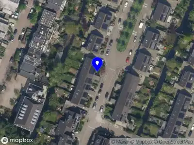 Brandweer met gepaste spoed naar de Schultz van Hagenstraat in Rotterdam