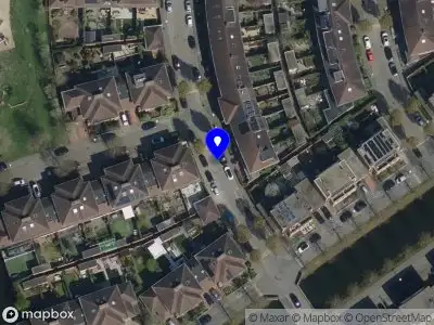 Politie met grote spoed naar de Clausstraat in Breda vanwege letsel