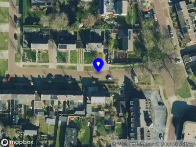 Brandweer met gepaste spoed naar de Rynoldingstraat in Dalfsen vanwege afhijsen patient