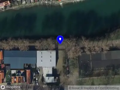 Brandweer met grote spoed naar de Vissersdijk in Zierikzee vanwege waarnemen gaslucht