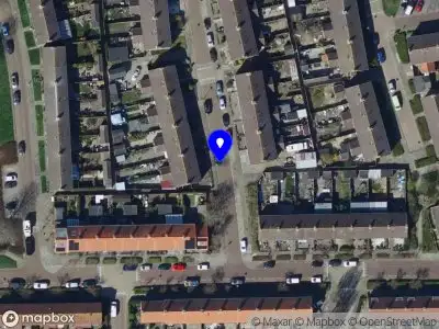 Ambulance met grote spoed naar de West-Barrièrestraat in Hellevoetsluis