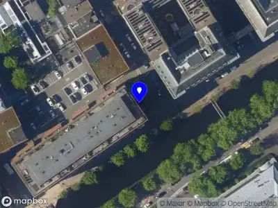 Ambulance met gepaste spoed naar de Kortenaerkade in 's-Gravenhage