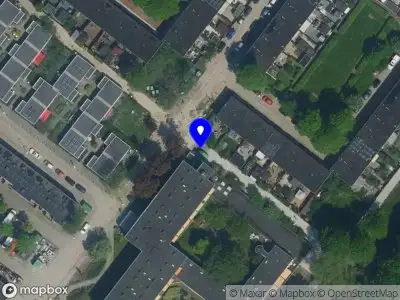 Brandweer met gepaste spoed naar de Watermanstraat in Amsterdam