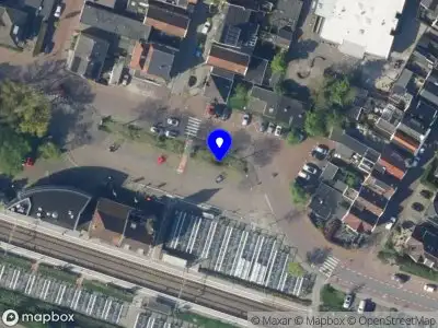 Ambulance met grote spoed naar de Stationsplein in Bodegraven