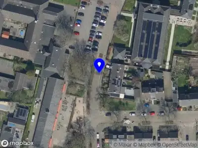 Brandweer met grote spoed naar de Nassaustraat in Oosterhout vanwege gebouwbrand