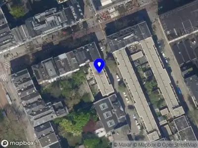 Ambulance met grote spoed naar de Eendrachtsstraat in Rotterdam