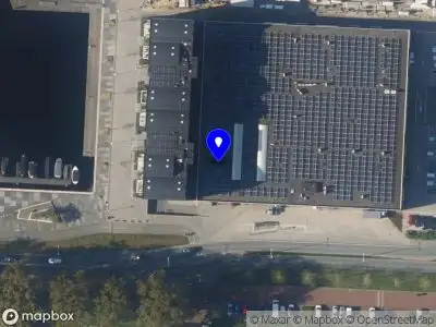 Brandweer met gepaste spoed naar de Rijnhavenkade in Alphen aan den Rijn vanwege een liftopsluiting