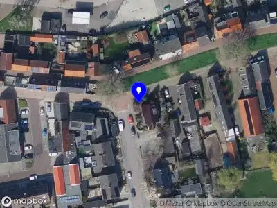 Ambulance met gepaste spoed naar de Beneden Havendijk in 's-Gravendeel