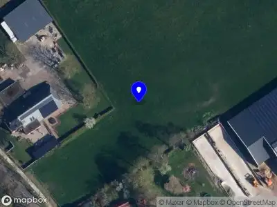 Brandweer en politie met grote spoed naar de Hoofdweg in Harkstede GN vanwege middelgrote brand