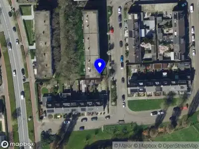 Ambulance met grote spoed naar de Gerard Doustraat in Ridderkerk