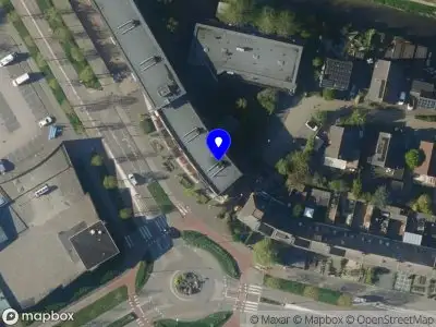 Ambulance met grote spoed naar de Leonard Bernsteinhof in Hoorn