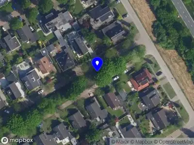 Politie naar de Jean Gabinplantsoen in Almere vanwege aanrijding met letsel