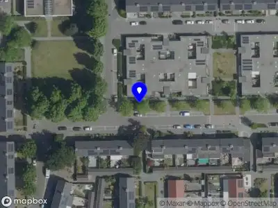 Brandweer met grote spoed naar de Witte de Withstraat in Helmond vanwege gebouwbrand