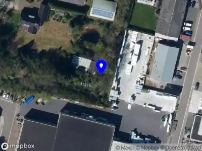 Brandweer met grote spoed naar de Molier in Sint Nicolaasga vanwege waarnemen gaslucht