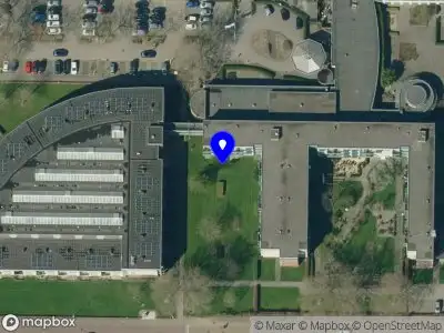 Ambulance en brandweer met grote spoed naar de Gouden Appel in Bemmel